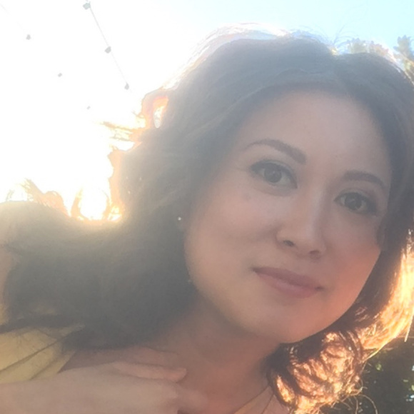 Meet your Posher, Caroline - Picture 1 of 1